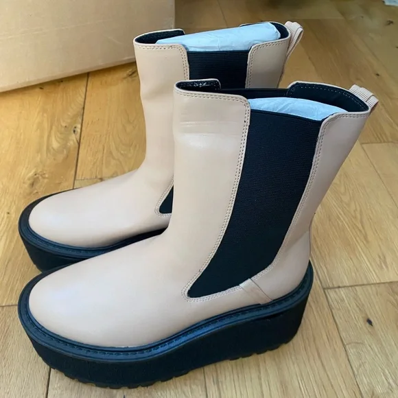 Circus by Sam Edelman cream tan platform Chelsea boots - Picture 3 of 13